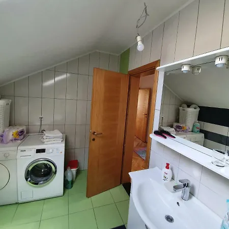 בית נופש House Zubanovic סראייבו