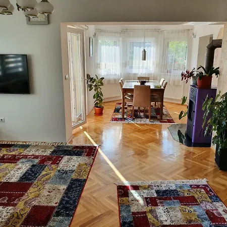 House Zubanovic סראייבו